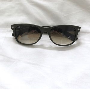 Ray Bans Wayfarers Army Green
